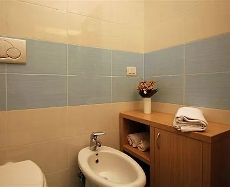 Lorenzo Da Aparthotel