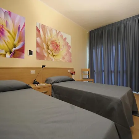 Aparthotel Lorenzo Da 3*